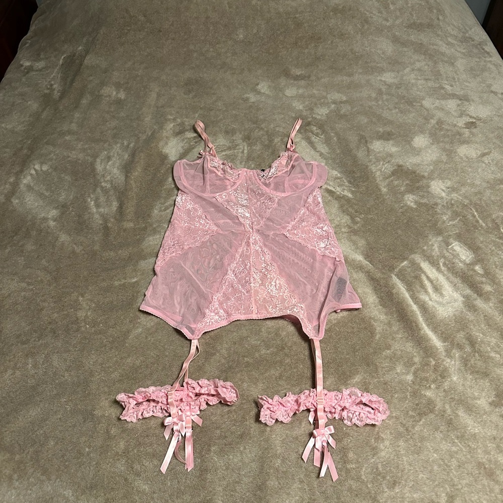 Widow Pink Lace Lingerie Set